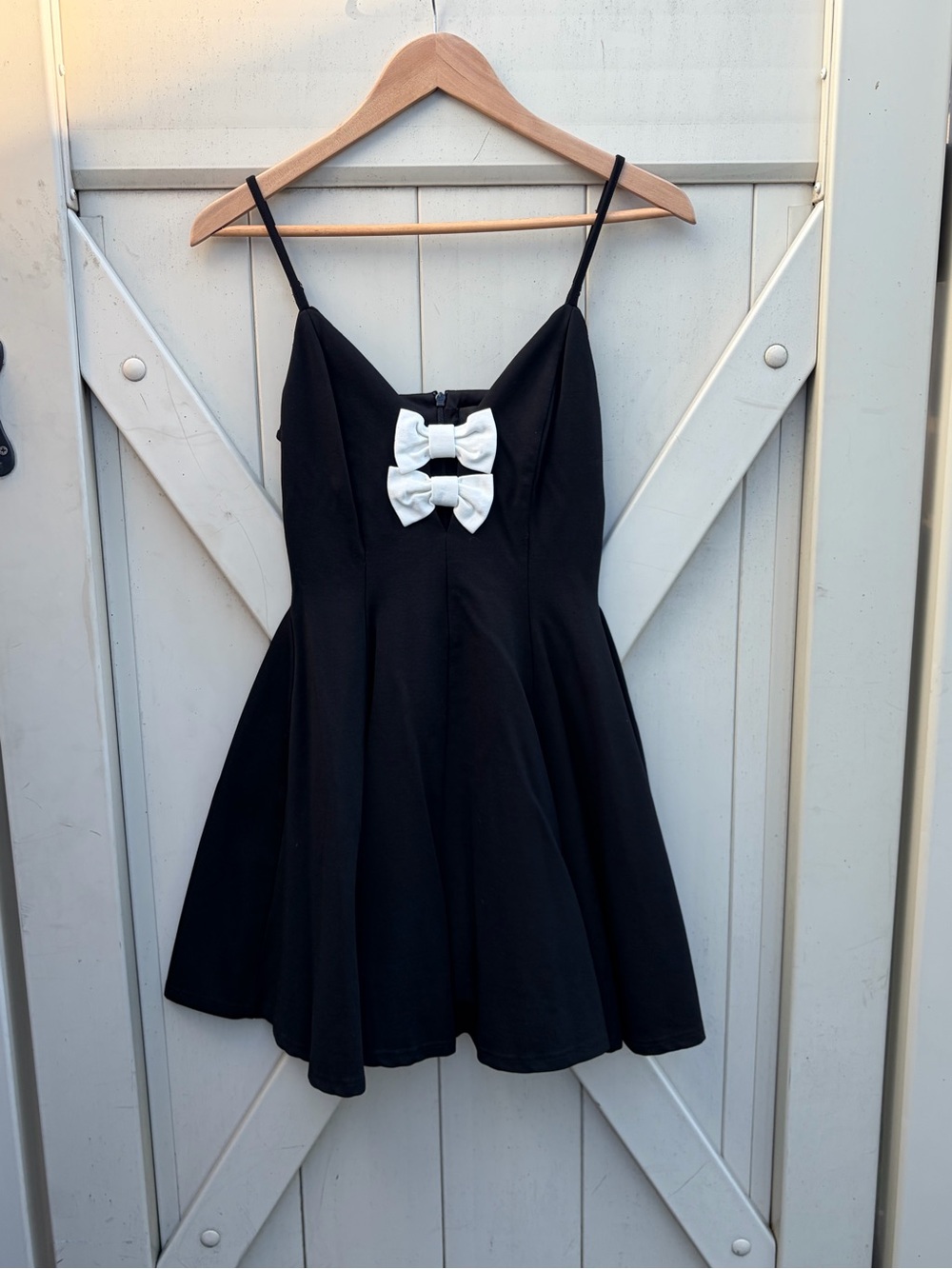 AQUA Voluminous Black Spaghetti-Strap Women’s Dress with White Bow Accent